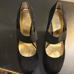 Dani Black Suede Maryjane pump 9’